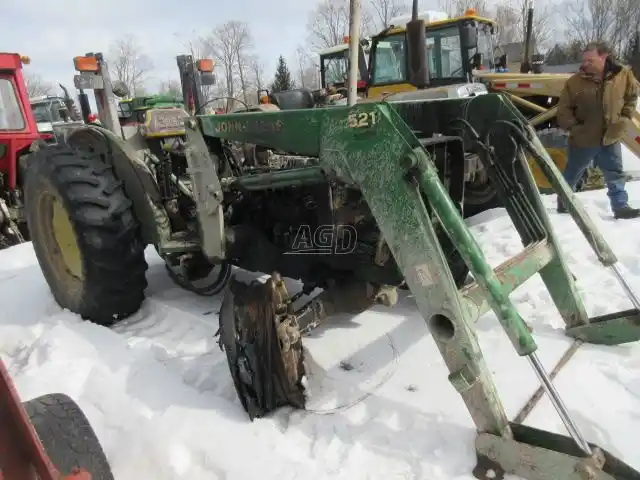 Gallery image 2 for Used 2000 John Deere 5205 Tractor