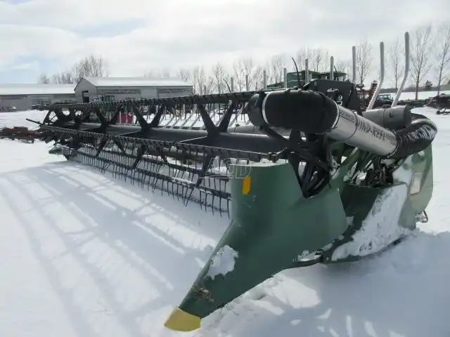 Gallery image 2 for Used John Deere 925 Header - Auger