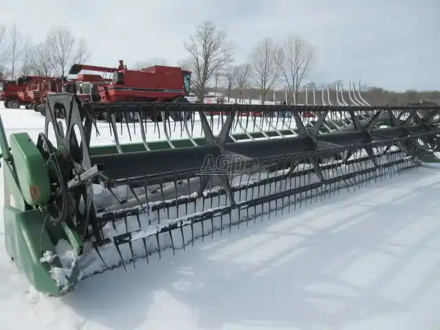 Gallery image 1 for Used John Deere 925 Header - Auger