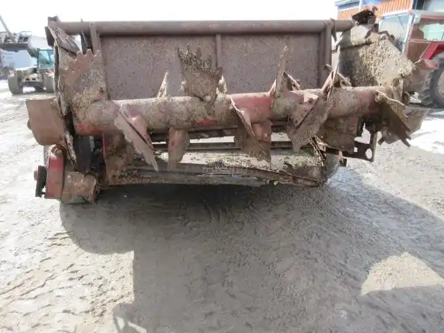 Gallery image 2 for Used New Holland 795 Manure Spreader