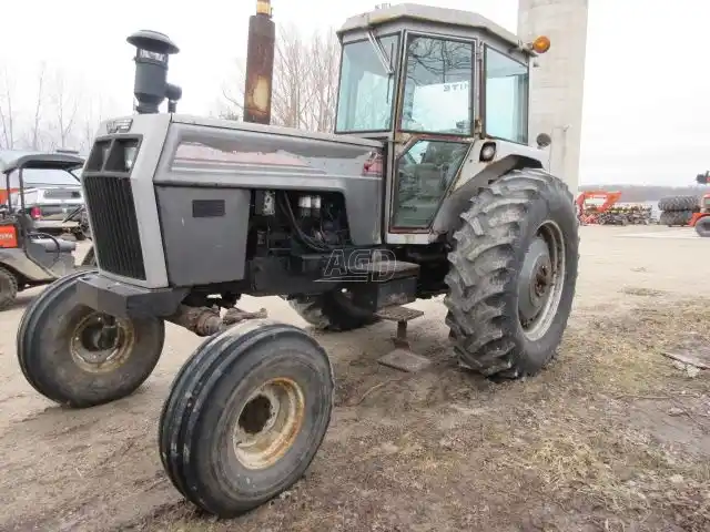 Gallery image 2 for Used 1980 White 2-105 Tractor