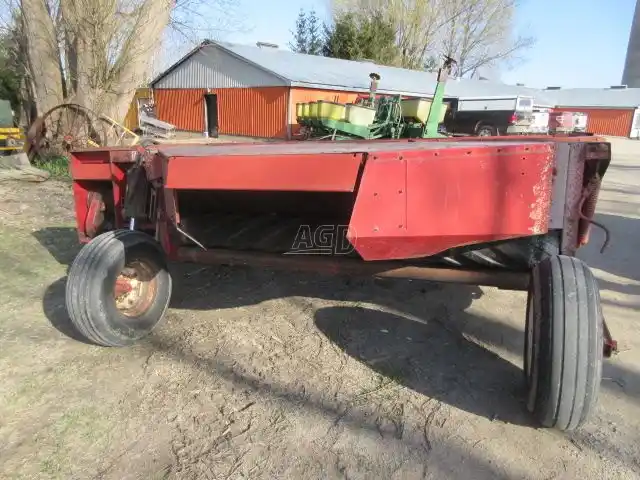 Gallery image 2 for Used New Holland 489 Mower Conditioner