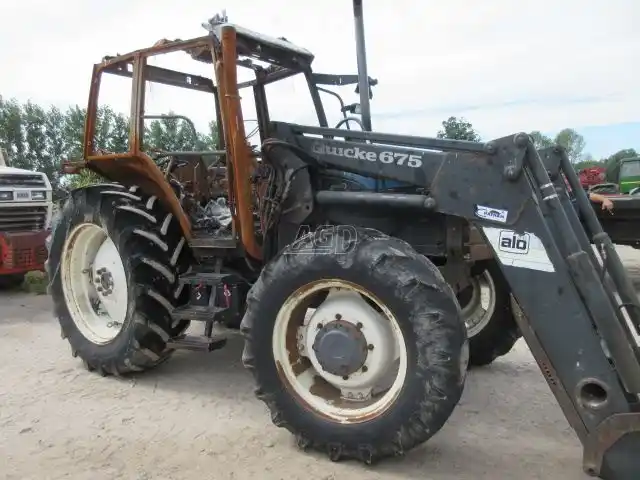 Gallery image 2 for Used 2001 New Holland TS100 Tractor