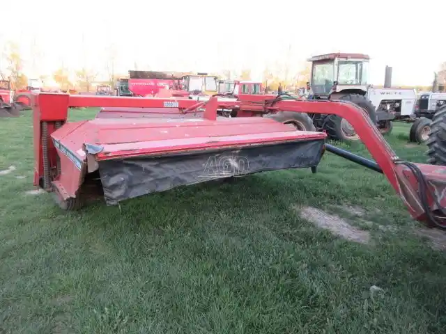 Gallery image 1 for Used Case IH 3309 Disc Mower Conditioner