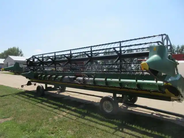 Gallery image 1 for Used 2001 John Deere 930F Header - Flex