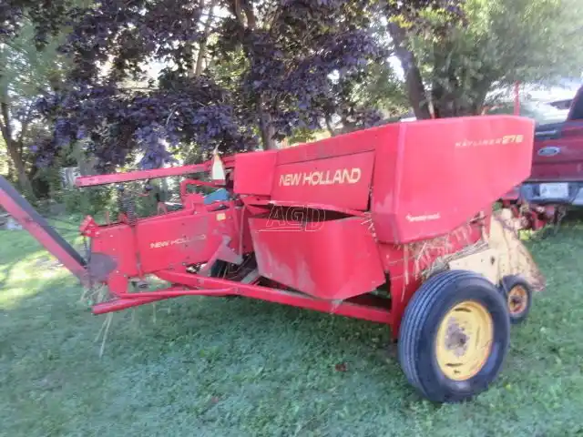 Gallery image 2 for New Holland 276 Square Baler - Small