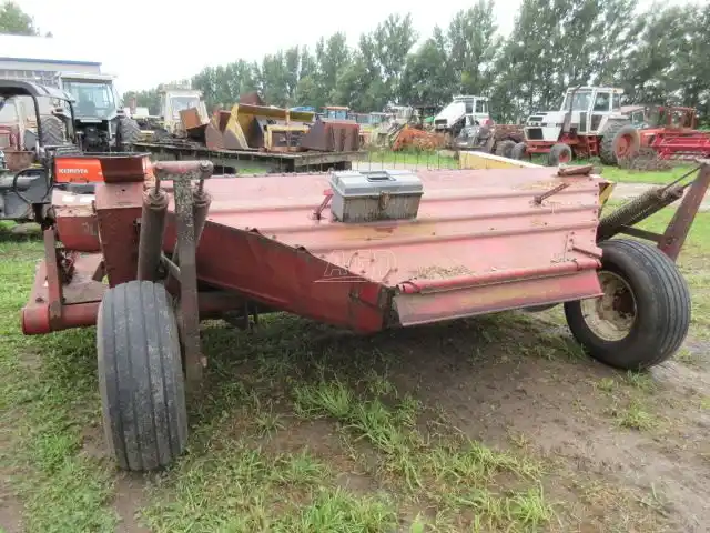 Gallery image 2 for Used New Holland 479 Mower Conditioner