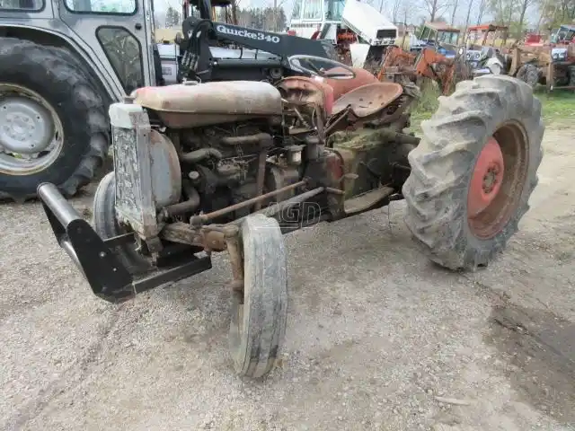 Gallery image 2 for Used 1960 Massey Ferguson 35 Tractor