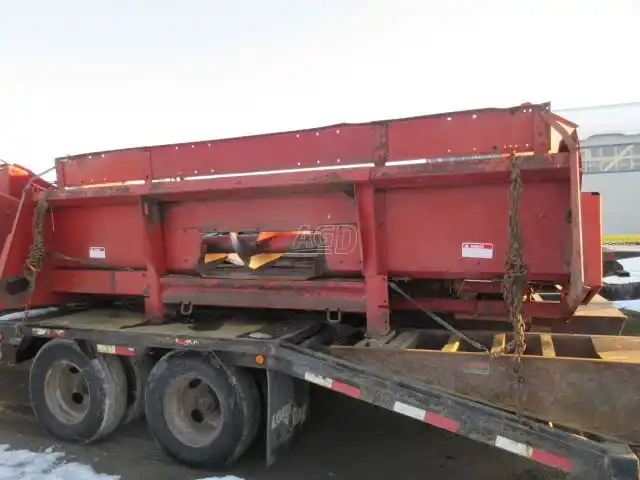 Gallery image 2 for Used International Harvester 944 Header - Row Crop