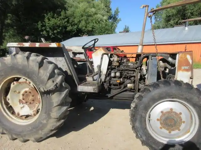 Gallery image 2 for Used 1977 White 700 Tractor