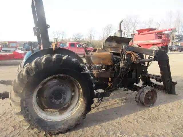 Gallery image 2 for Used Ford 3930 Tractor
