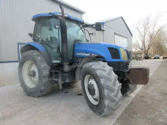 Gallery image 2 for Used 2004 New Holland TS125A Tractor