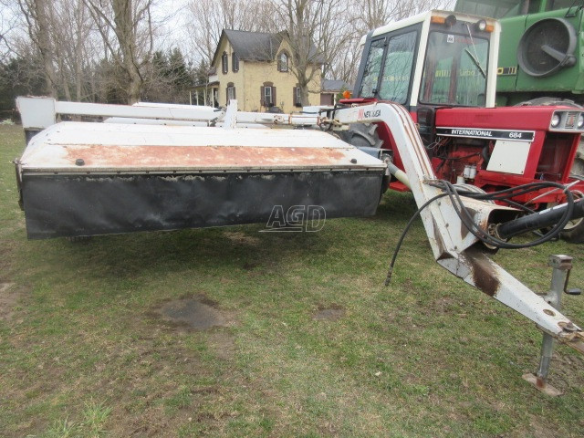 Gallery image 1 for Used New Idea 5209 Disc Mower Conditioner