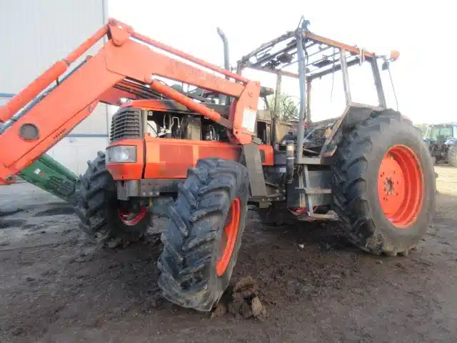 Gallery image 1 for Used Kubota M120DT Tractor