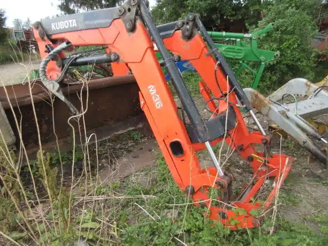 Gallery image 1 for Used Kubota M36 Front End Loader