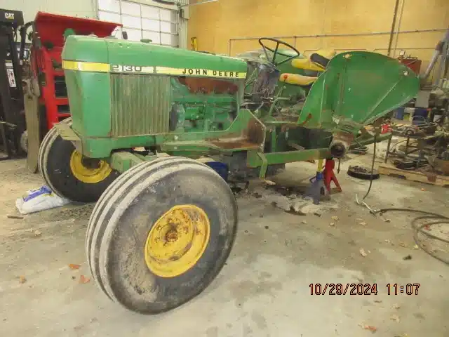 Gallery image 2 for Used 1979 John Deere 2130 Tractor