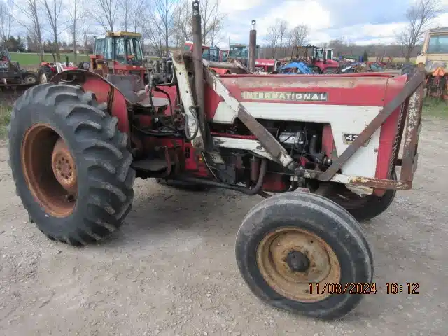 Gallery image 2 for Used 1967 International Harvester 434 Tractor