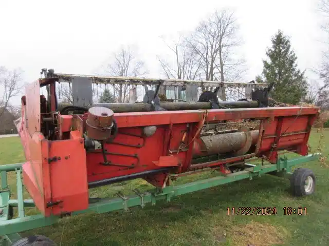 Gallery image 2 for Used White 15' Header - Pickup