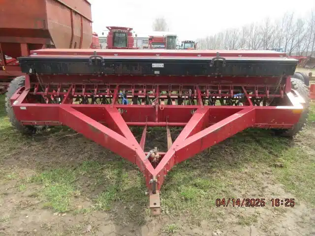 Gallery image 1 for Used Case IH 5100 Drill
