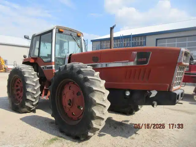 Gallery image 2 for Used 1979 International Harvester 3588 Tractor
