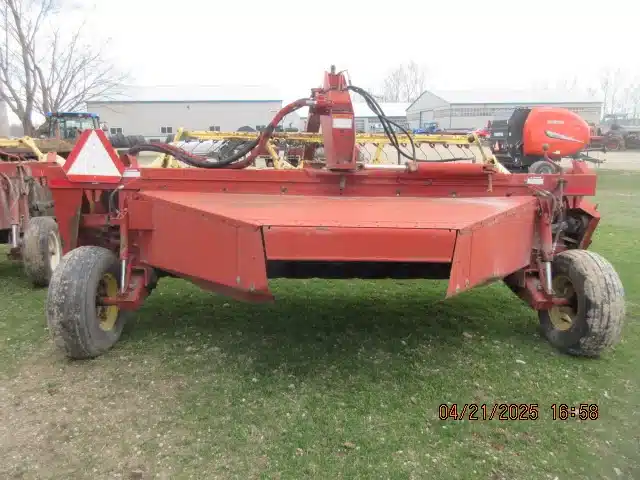 Gallery image 2 for Used New Holland 499 Mower Conditioner
