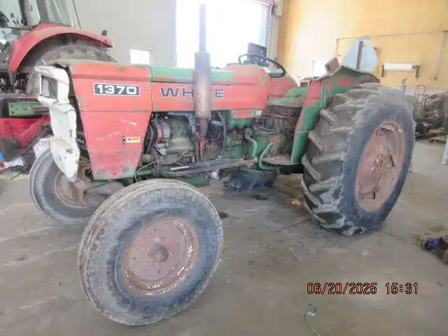Gallery image 1 for Used 1975 White 1370 Tractor