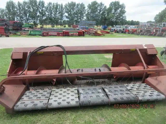 Gallery image 1 for Used International 810 Header - Pickup