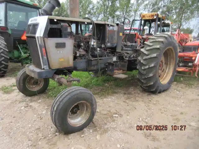 Gallery image 2 for Used 1979 White 2-85 Tractor