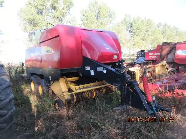 Gallery image 1 for Used New Holland BB9060 Square Baler - Large