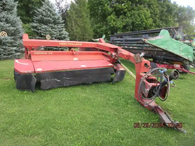 Gallery image 1 for Used New Holland 415 Disc Mower Conditioner