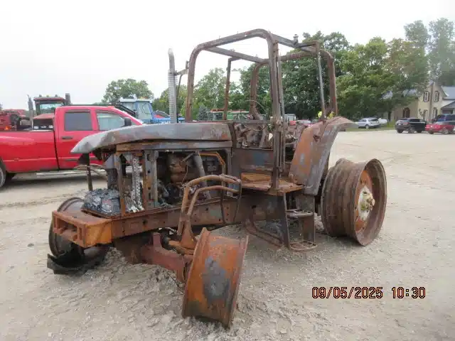 Gallery image 1 for Used John Deere 6400 Tractor