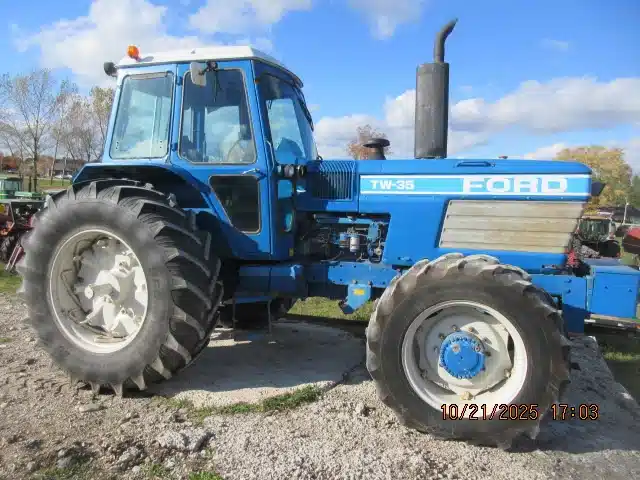 Gallery image 1 for 1984 Ford TW35 Tractor