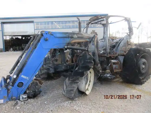 Gallery image 2 for Used New Holland T7.200 Tractor