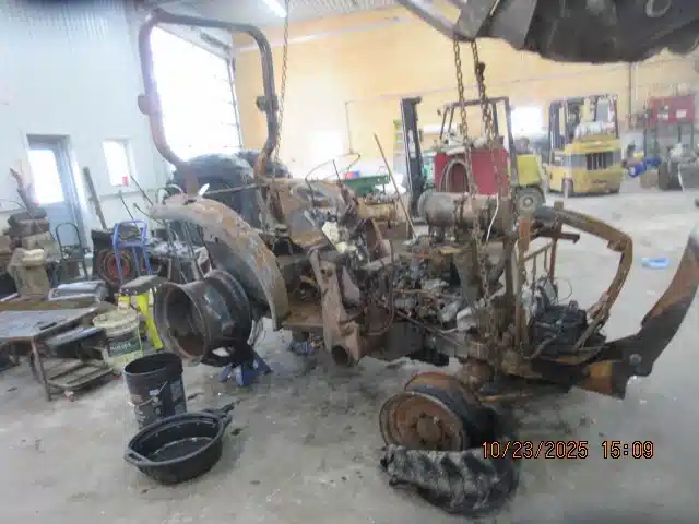 Gallery image 2 for Used 2022 Kubota L3902 Tractor