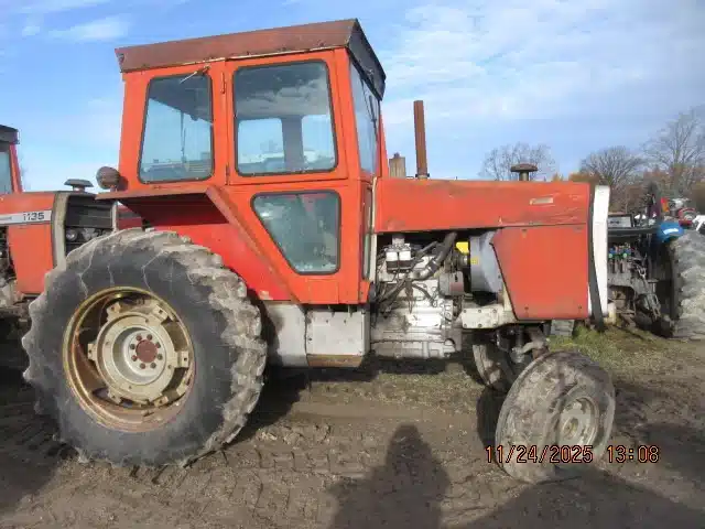 Gallery image 1 for 1978 Massey Ferguson 1085 Tractor