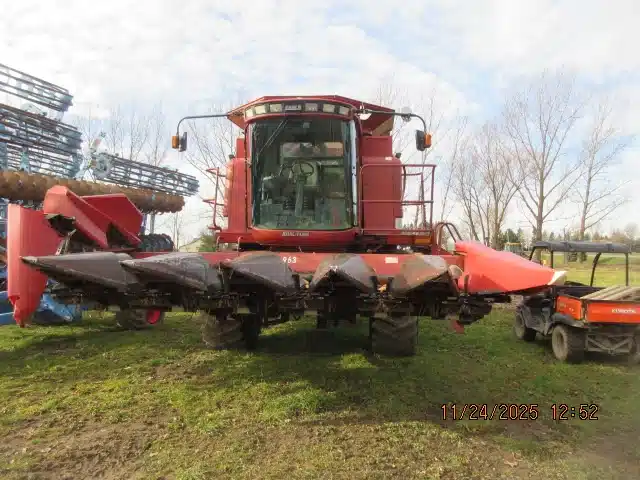 Used Case IH 963 Header - Row Crop