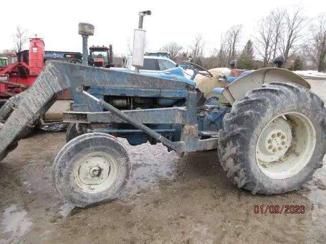 Gallery image 2 for 1963 Ford 4000 Tractor
