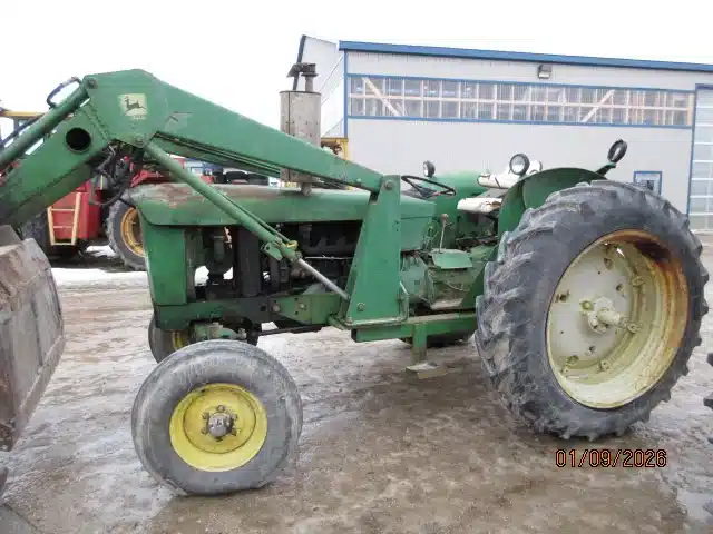 John Deere 1830 Tractor