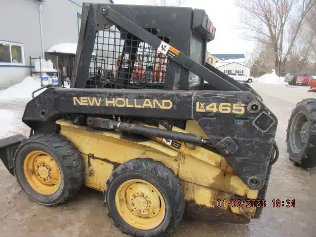 New Holland LX465 Skid Steer