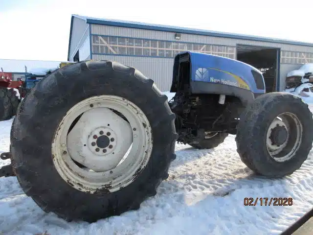 Gallery image 2 for 2007 New Holland T6030 PLUS Tractor