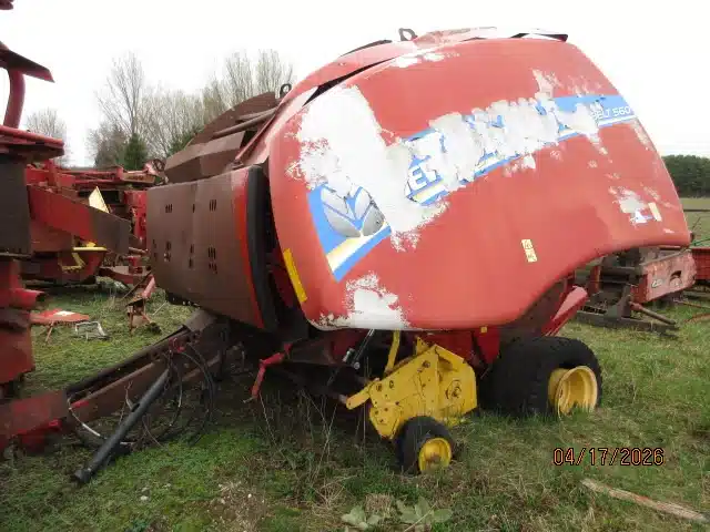 Gallery image 1 for New Holland BR560 Round Baler