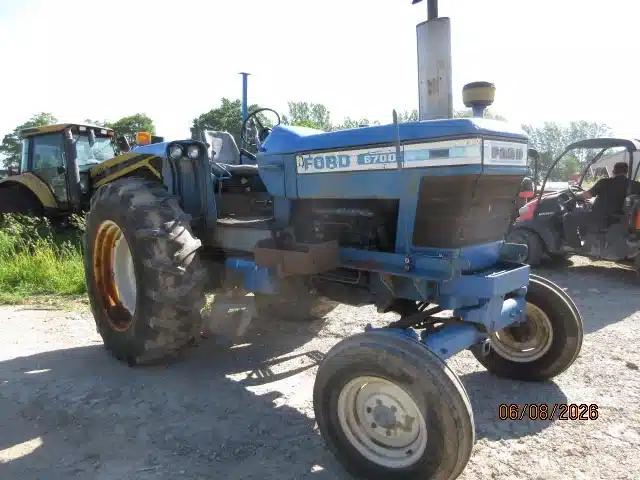 Gallery image 2 for 1980 Ford 6700 Tractor