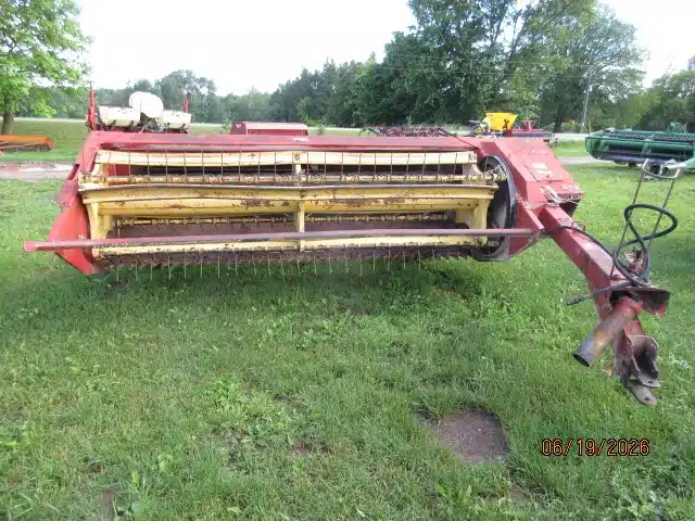 Photo de la Galerie 1 pour New Holland 489 Faucheuse-conditionneuse