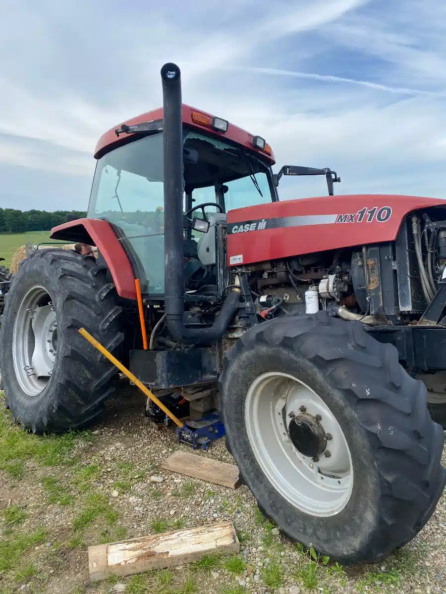 Gallery image 1 for 2001 Case IH MX110 Tractor