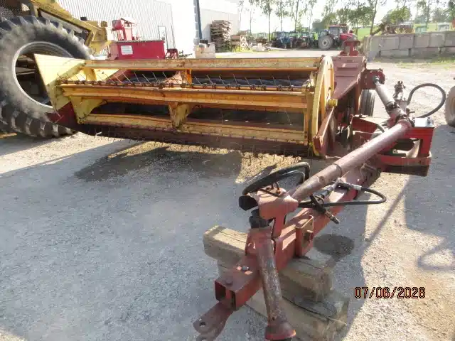 Gallery image 1 for New Holland 479 Mower Conditioner
