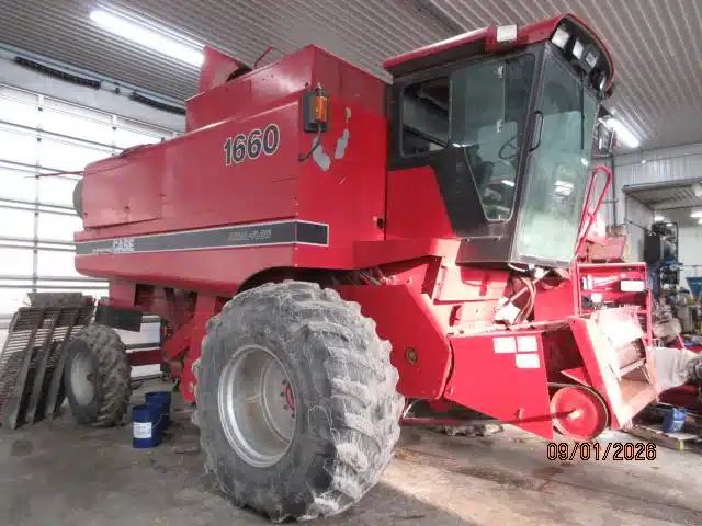 Gallery image 2 for 1989 Case IH 1660 Combine