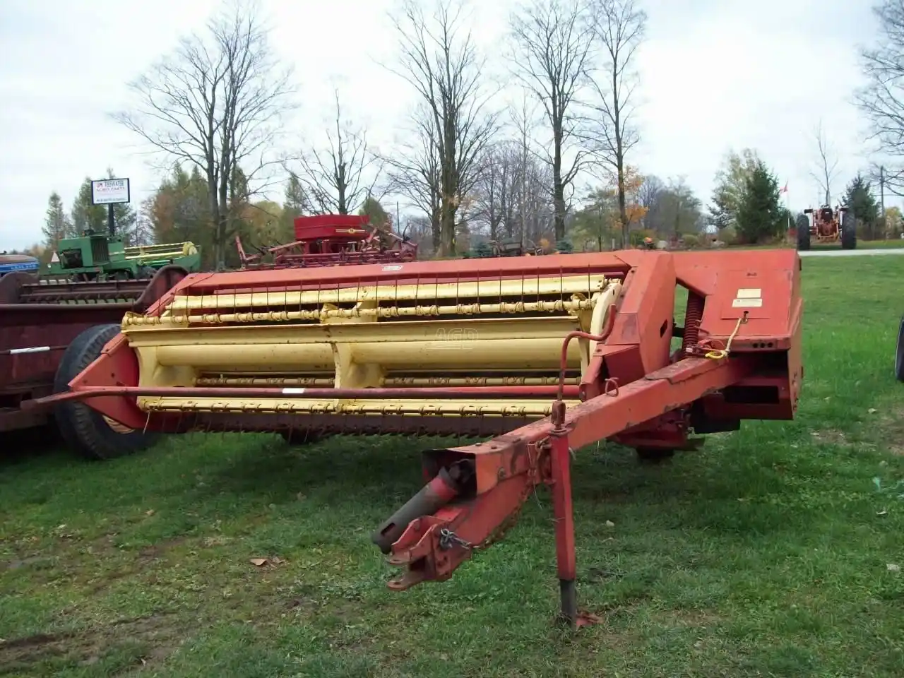 Gallery image 1 for Used New Holland 492 Mower Conditioner