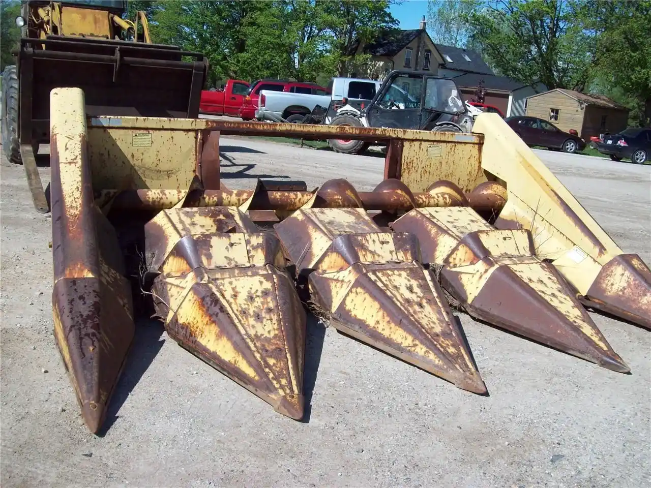 Gallery image 1 for Used New Holland 974 Header - Row Crop