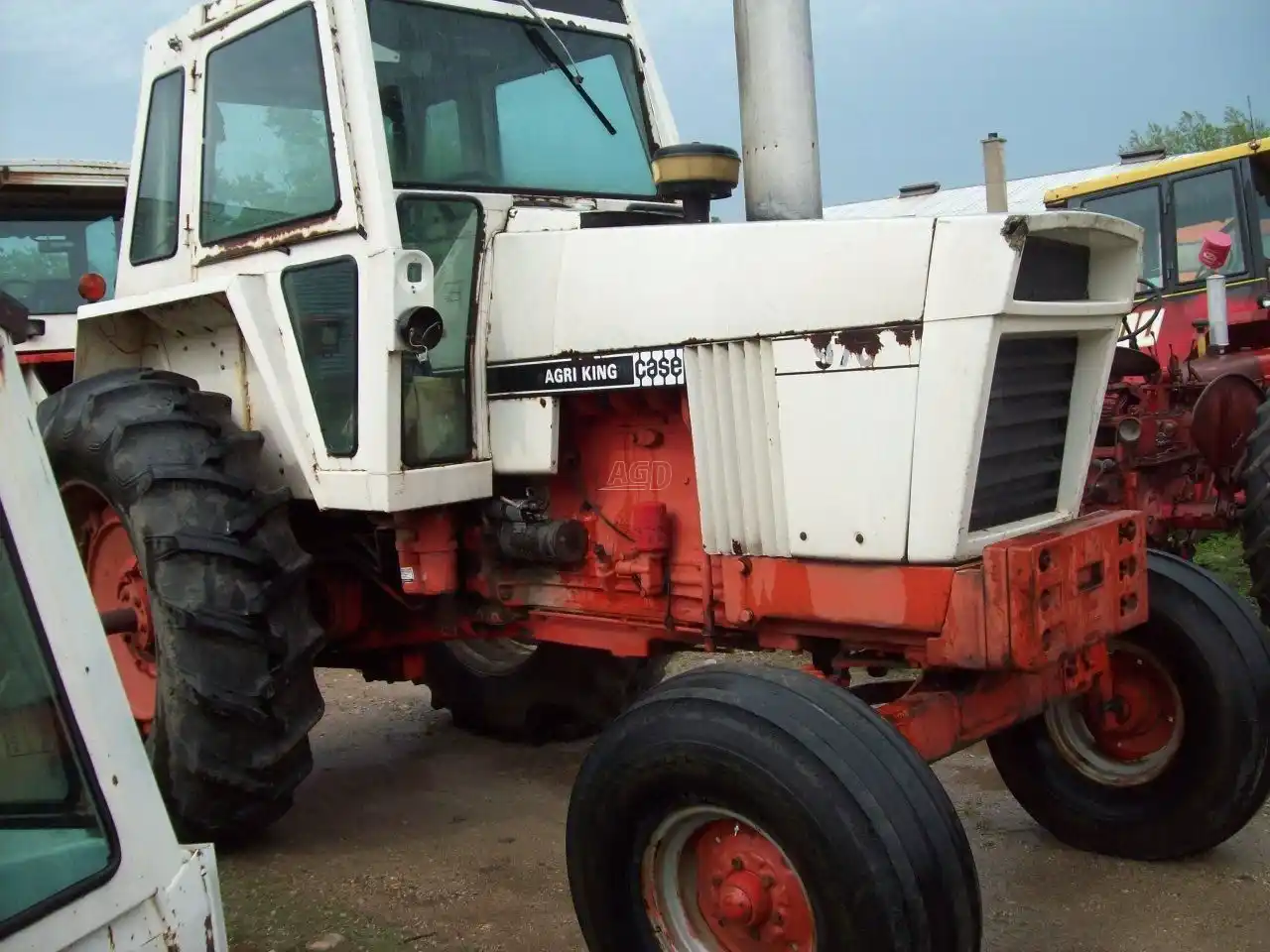 Gallery image 1 for Used 1975 Case 970 Tractor