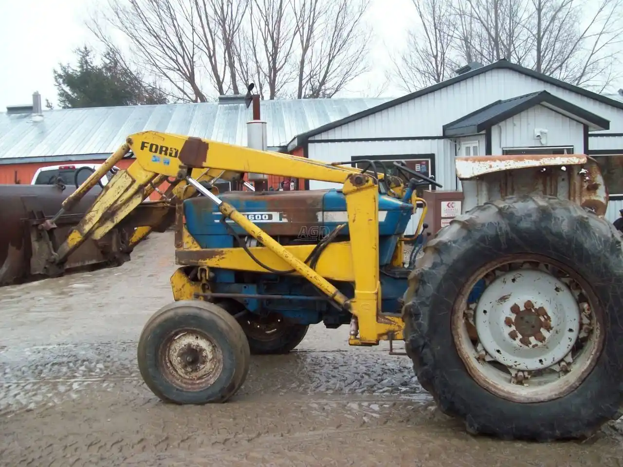 Gallery image 1 for Used Ford 4600 Tractor